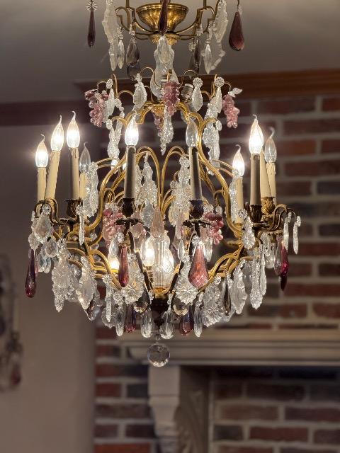 Glasschandelier with pair of sconces 