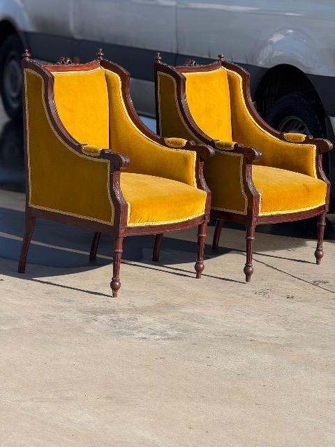 PAIR OF SOFA CHAIRS 